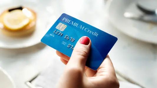 信用卡分期手续怎么算？怎样申请分期还款？